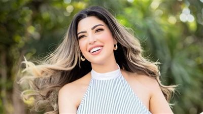 جلس أينشتاين ذات مرة بجانب رجل عربي بالقطار فأراد أن يختبر ذكائه