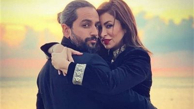 فيديو مـ.ـثـ@.ـيـ.ـر ينتشر للفنانة ديمة بياعة وزوجها أحمد الحلو وهم يـ.ـرقـ.ـصـ.ـان مع بعضهما والجمهور يصفهم بالاكثر جـ.@ـرأة. (فيديو) 