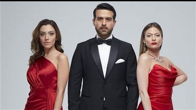 بطلة مسلسل كريستال تكشف عن خـلافها مع محمود نصر