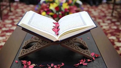 أفضل سورة تقرأ بعد الفجر ثوابها يعادل قراءة القرآن كله 10 مرات 