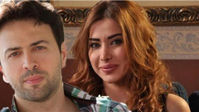 الفنانة مديحة كنيفاتي تتحدث عن عـ.ـلاقـ.ـتـ.ـهـ.ـا العاطفية مع الفنان تيم حسن. 