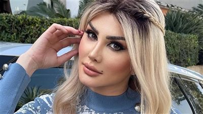 ابنة الفنانة جيني إسبر 