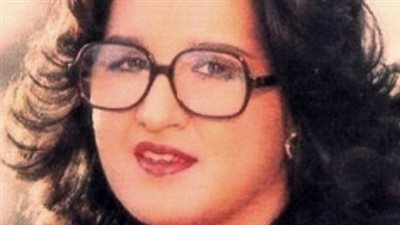 من منا لايذكر عزيزة جلال صاحبة اغنية مستنياك 
