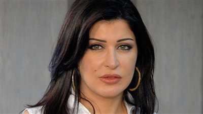 جومانا مراد بالحجاب والجمهور يعلق على جمالها 
