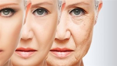 بعض النساء عمرها 35 او 45 سنة لكن تبدو صغيرة كأن عمرها 20 سنة ما السر في ذلك !!