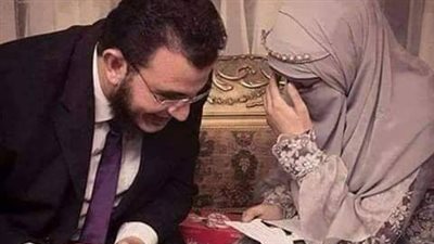 كانت هناك فتاة جميلة جدا …. مرت السنوات  و لم تتزوج ..