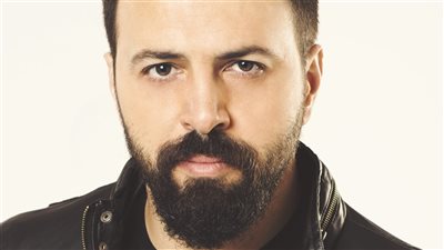 خطأ في مسلسل تاج يتصدر مواقع التواصل و تيم حسن يرد