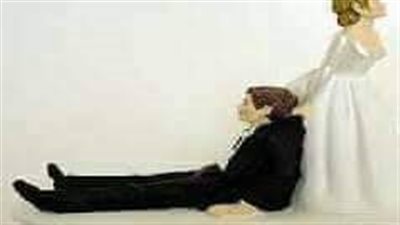 ﺷﺎﺏ ﻓﻲ ﻟﻴﻠـﺔ  زفافه ﺑﻌﺪ ﻣﺎ ﺩﺧﻞ ﺷﻘﺘﻪ ﻣﻊ ﺯﻭﺟﺘﻪ , لقى الموبايل بيرن ودار الحوار التالى