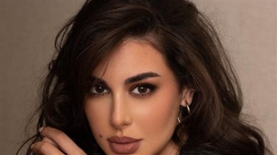 والد ياسمين صبري  ينشر صور برفقتها 