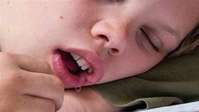 ماذا يعني سيلان اللعاب أثناء النوم