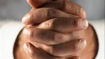 لماذا نهى النبي عن تشابك الأصابع 