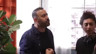 قصي خولي ينفعل على الهواء