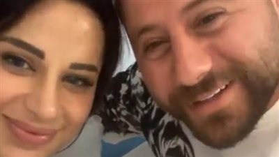 شروق ترد على اخبار سفرها الى كندا .. بطريقة غير مباشرة 