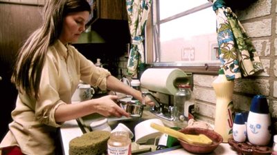 زوجي كل ما اطبخ طبخة ما بتعجبه ، كل مرة بيقلي اني مابعرف اطبخ وما خليت طبخة ما عملتلو ياها 