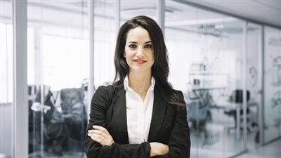ظن زوجي انني خرجت من المنزل  وهذا ما فعله