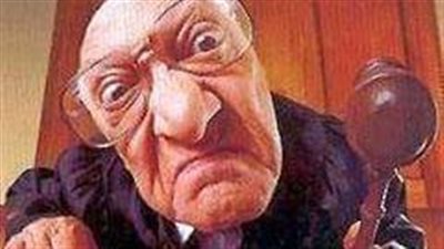 يحكى ان  هناك رجل طلق زوجته  لا لعيب خلقي اوخلُقي فيها وانما لأنه يعتقد بأنها نذير شؤم عليه