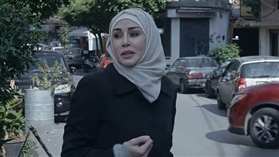 إتصلت إمرأة على شيخ  تقول لّه : ياشيخ علمني كيف أشكر ربّي