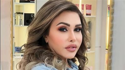 الفنانة مها المصري تفقد أحد أقربائها في إعصار ليبيا و تناشد المتابعين معممة صورهم