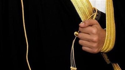 نقلا عن الراوي ليلة عرسو بعد انتهاء العرس ذهب مع عروسه الى بيته ولدى دخولهم من الباب