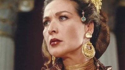 انتشار صورة للفنانة رغدة بعد غياب طويل .. 