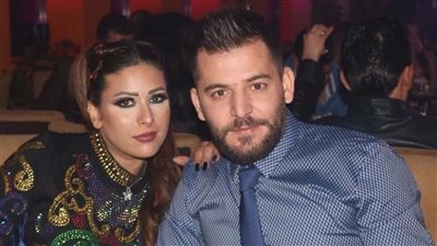 الفنانة امارات رزق تساند زوجها حسام جنيد بعد ما حصل معه ..
