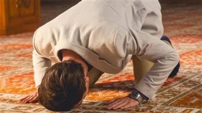 7 كلمات تقال بين السجدتين تجمع خير الدنيا والآخرة.. بماذا كان يدعو الړسول؟