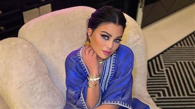 غرفة نومها من عالم آخر.. قصر هيفاء وهبي 