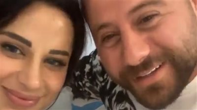 دكتور فود يحتفل بولادة زوجته شروق وينشر أول صورة لأبنه 