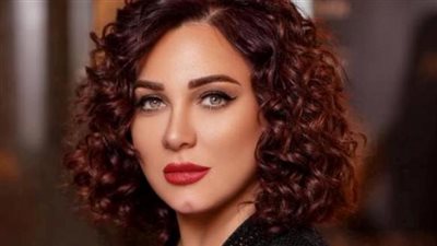 سلاف فواخرجي توجه رسالة لزميلتها سلافة معمار بسبب مسلسل الخائڼ 